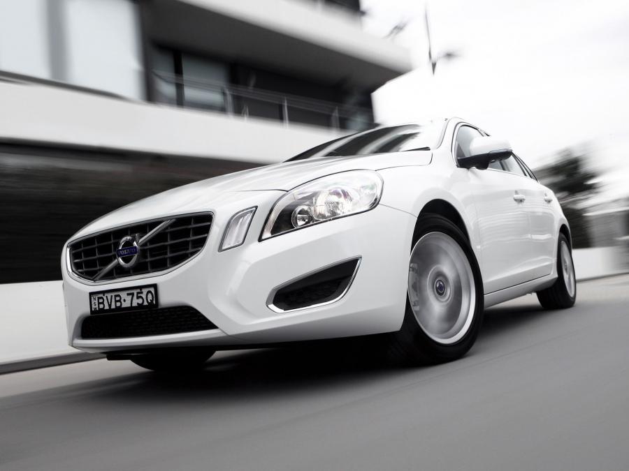  Volvo V60 T5 2011 года  (AU) (фото 11 из 14)
